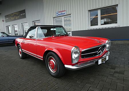 Mercedes-Benz 230 SL Pagode