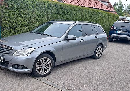 Mercedes-Benz C 200 CDI T BlueEFFICIENCY -