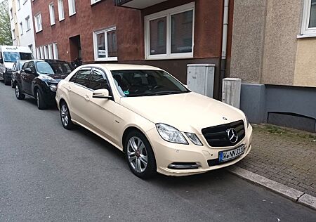 Mercedes-Benz E 200 CDI BlueEFFICIENCY -