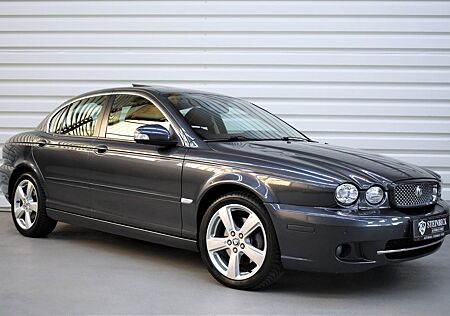 Jaguar X-Type 2.2 D Executive+Xenon+Schiebedach+PDC+SHZ