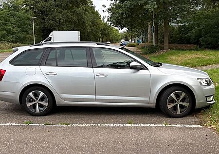 Skoda Octavia Zuverlässiger 1.6 TDI Greenline Combi