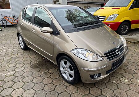 Mercedes-Benz A 150 Avantgarde Automatik 54.400KM TÜV NEU