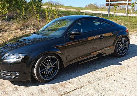 Audi TT Coupe2.0TFSI /19 Zoll/255/perleffekt-metallic
