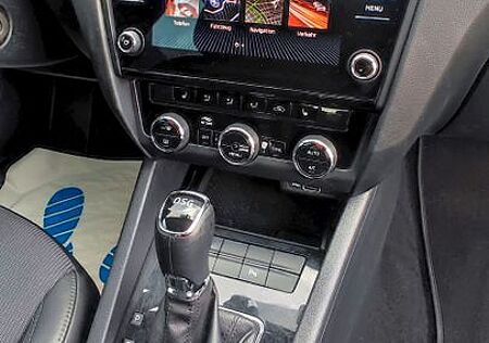 Skoda Octavia 2.0 TDI DSG Style Combi