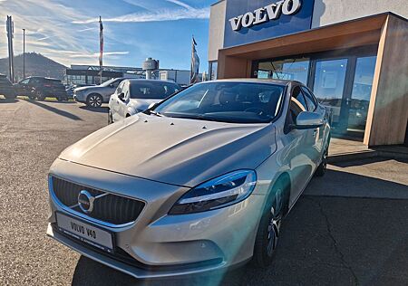 Volvo V40 T2 Momentum