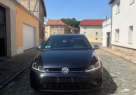 VW Golf Volkswagen 2.0 TSI DSG 4MOTION R