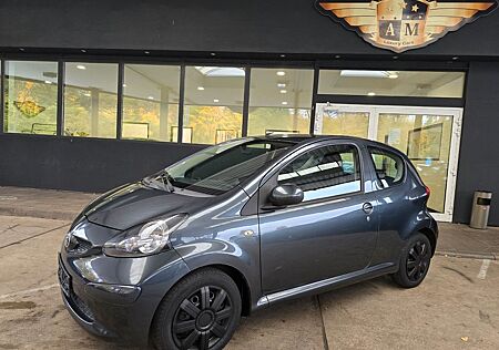 Toyota Aygo (X) Aygo 1.0 Cool KLIMA/1.Hand/AW-Reifen/TÜV-NEU