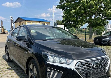 Hyundai Ioniq Trend 1.6 Hybrid Neue TÜV