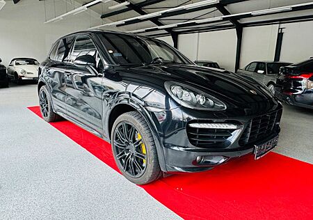 Porsche Cayenne Turbo -Keramik -Alcanrara