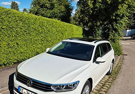 VW Passat Variant gebraucht kaufen VW Passat Variant Volkswagen 2.0 TDI DSG BMT Comfortline V...