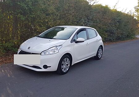 Peugeot 208 1.2 Active PureTech 82 Active