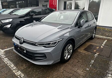 VW Golf Volkswagen VIII Lim. 1.5 TSI Life