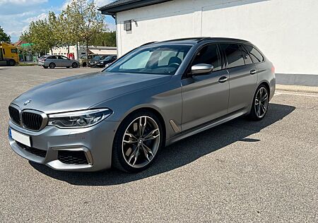 BMW M550d xDrive Touring