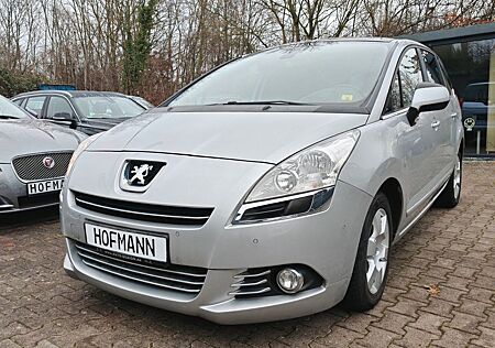 Peugeot 5008 Family 2.0 HDI 110 KW / 150 PS 1 Hand