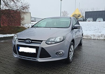 Ford Focus 1,0 EcoBoost 74kW Ambiente Turnier Amb...