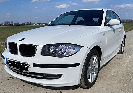 BMW 118d 8fach bereift Alu TÜV 6/2027
