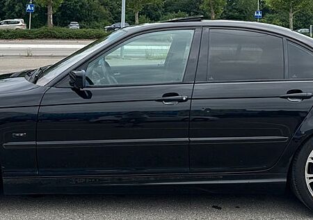 BMW 320i M Org Paket Xeno SchiebePdc Tüv bis 06/2027