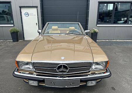 Mercedes-Benz SL 560 auf , clean Carfax 70862 Meilen