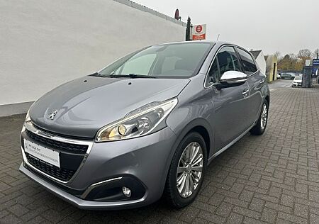 Peugeot 208 PureTech 110 Stop & Start EAT6 Signature