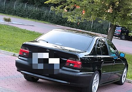 BMW 520i Auto