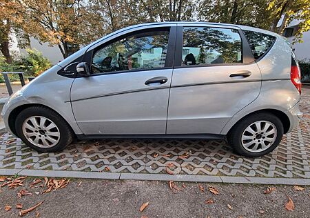 Mercedes-Benz A 150 A150 Automatik 5 Türer Klima Sitzh. 2x PDC