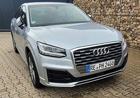 Audi Q2 1.4 TFSI con, s-line, design selection