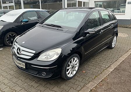 Mercedes-Benz B 150 Navi PDC Shz. TÜV 01/2028 1.Hand 67000 km