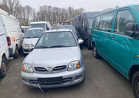 Nissan Micra 1.0 Comfort AC