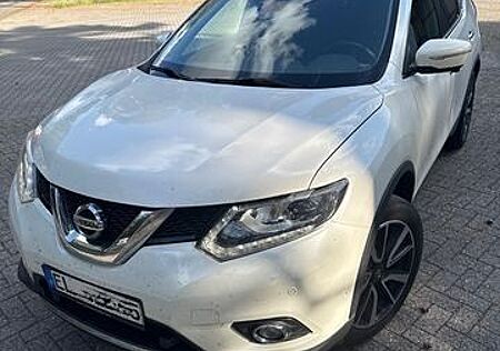 Nissan X-Trail 4x4 TEKNA Panorama Schiebedach