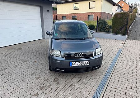 Audi A2 1.4 -Benzin