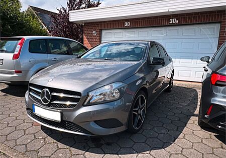 Mercedes-Benz A 180 -