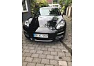 Porsche Panamera 4 -