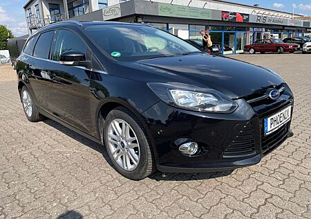 Ford Focus FocusTurnierTitanium,PDC,SHZ,AHK,Tempo,Navi,