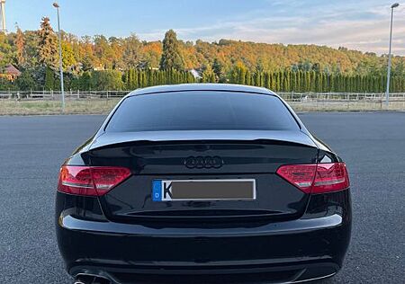 Audi A5 2.0 TFSI S-Line