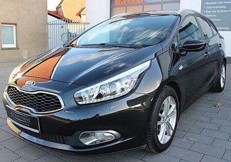 Kia Cee'd Sportswagon EDITION 7 SCHECKHEFT GEPFLEGT