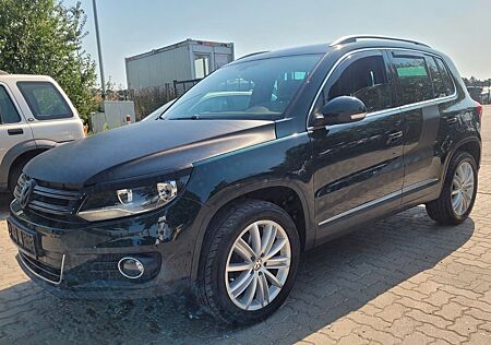 VW Tiguan Volkswagen Life BMT 4Motion