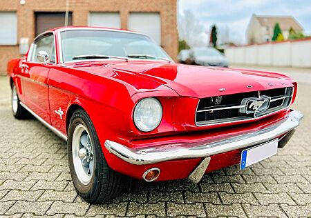 Ford Mustang Fastback 65´