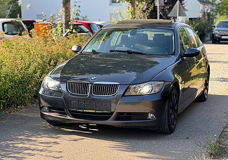 BMW 325i /Automatik/Glasdach/Navi/Xenon/PDC/
