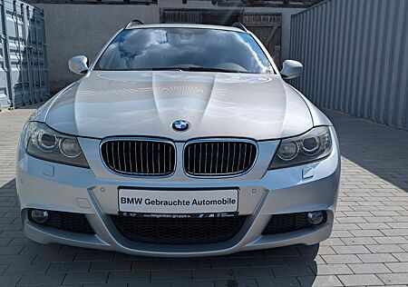BMW 325d Touring LCI MPaket AHK SHZ PDC Pano Keyless