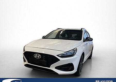 Hyundai i30 i30cw Advantage Kombi100Ps 7-DCT Navi digitales