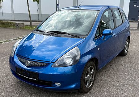Honda Jazz 1.2 Style TÜV NEU/KLIMA/DISPLAY/ZENTRALV./