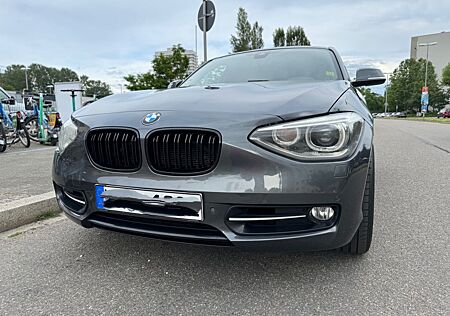 BMW 118i Sport Line Sport Line