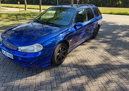 Ford Mondeo ST200 mit HU