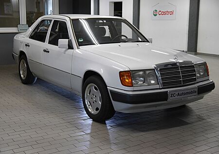 Mercedes-Benz E 300 - el. SD - H-Kennzeichen