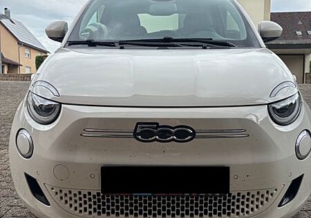 Fiat 500E / 42 kWh / 2024 / 31.000km