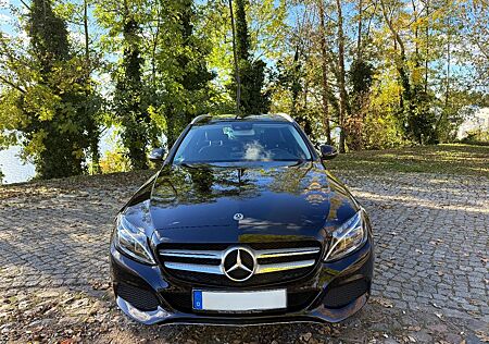 Mercedes-Benz C 180 T AVANTGARDE