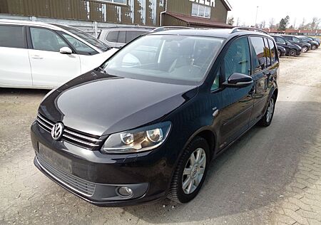 VW Touran Volkswagen Life BMT