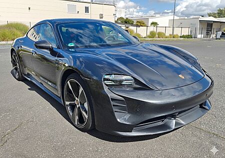 Porsche Taycan gebraucht kaufen Porsche Taycan Turbo,680 PS,21 Zoll Aeros,Carbon,Burmes.