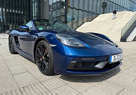 Porsche Boxster GTS 4.0 Approved