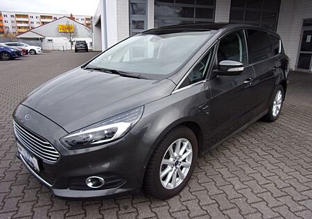 Ford S-Max Titanium ACC, LED, Dach,Blis, el.HK, AHK